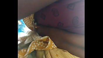 marwadi boob in bus vdo