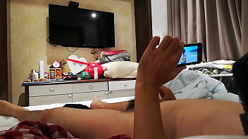 unani mom sex v