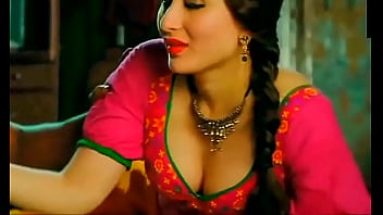 zareen khan sex open mujra