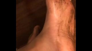 licking_dirty_feet
