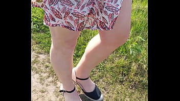 short skirted bbw sluts walk