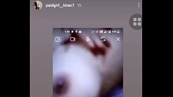 aunty boobs press milk in driking