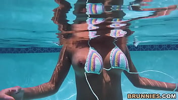 suming pool sanny lone xxx sex vedio hd