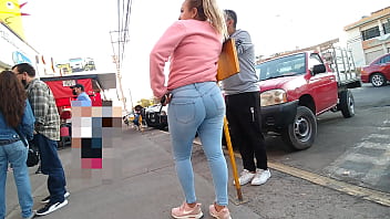 milf booty jeans