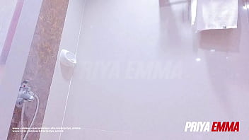 aunty hold boy penis after bath xnxx