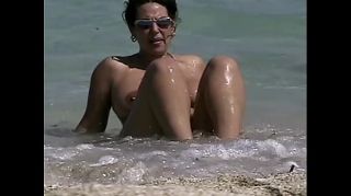 wife teasing voyeurs on nude beach