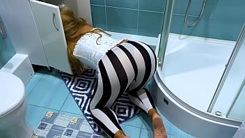 home sexy video bahtroom mom rep