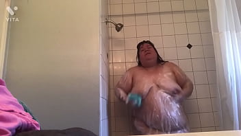 ssbbw nude shower