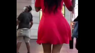 mature_asses_walking_in_the_street_videos