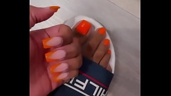 tonyas ebony toes