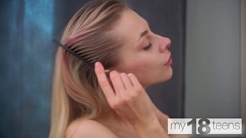 beautiful girl fuck naked nees
