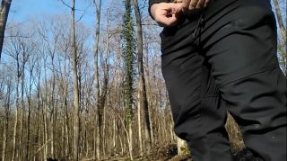 guy flashing in the woods porn