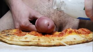 diamond_foxx_big_sausage_pizza