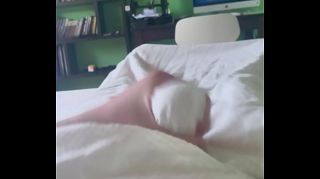 porn_under_blanket