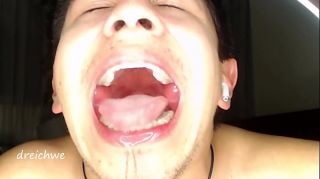 japan cute tongue kiss spit saliva in mouth tube