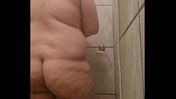 chubby big aunty bathing