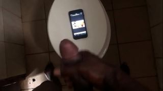porno_grandfather_in_the_toilet_wrinkles